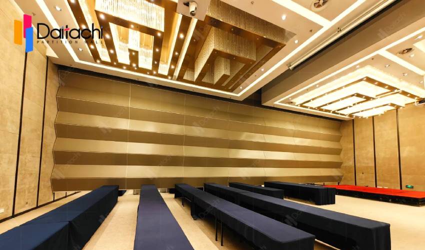 Fully Automatic Vertically Retractable Folding Partition Walls Add Flexibility for Conference Hall