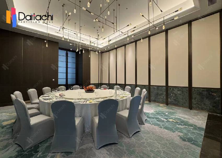 Mixed Finishes Movable Partition Wall for Restaurant Private Room Mixed Finishes Movable Partition Wall for Restaurant Private Room