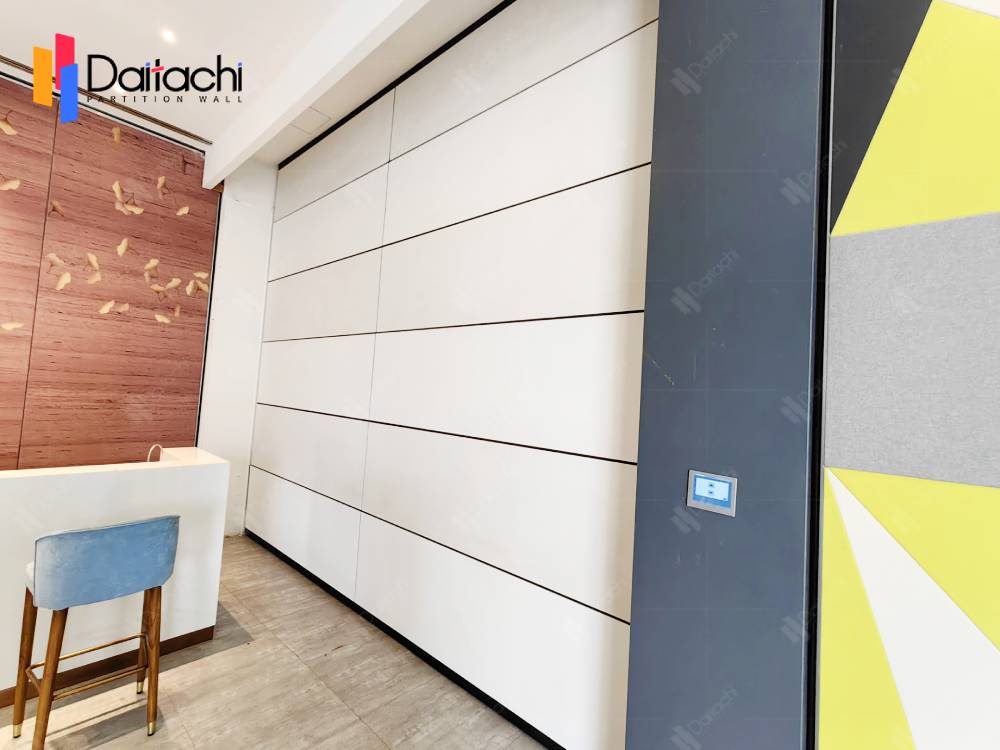 White Office Acoustic Vertical Folding Retractable Wall White Office Acoustic Vertical Folding Retractable Wall