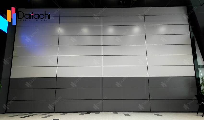 Automatic Moveable Vertical Wall System for Meeting Room Automatic Moveable Vertical Wall System for Meeting Room