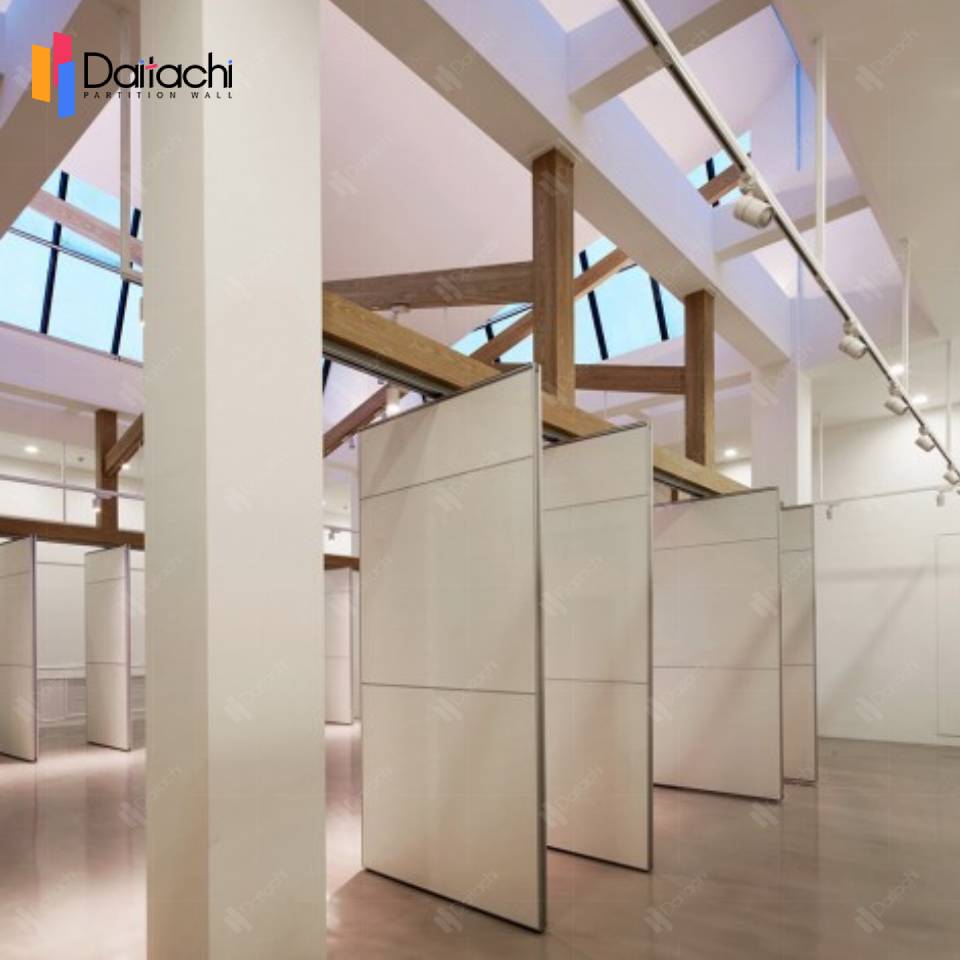 1200mm Wide Top Hung White Sliding Partition Wall 1200mm Wide Top Hung White Sliding Partition Wall