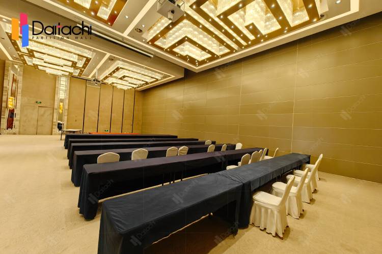 Ningbo Municipal Government Auditorium