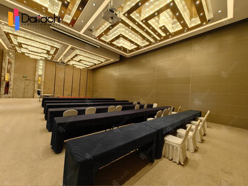 Baker Partition Wall