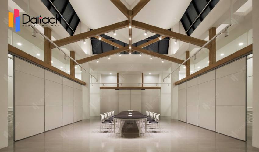 Transform Large Spaces in Seconds: Movable Wall Partitions for Flexible Room Division