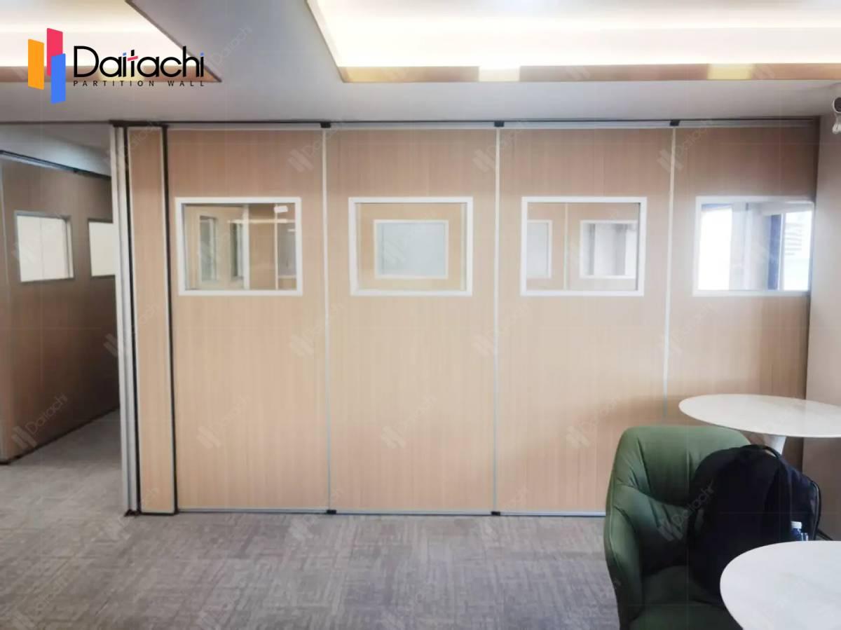 Movable Walls with Window in Kindergarten Classroom Movable Walls with Window in Kindergarten Classroom