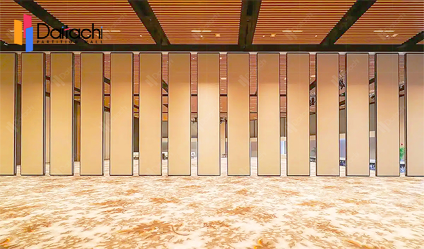 Semi-automatic movable partition wall in the hotel lobby