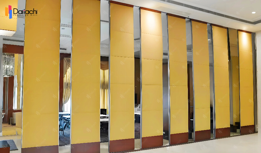 Log color movable partition wall in the meeting room area Log color movable partition wall in the meeting room area