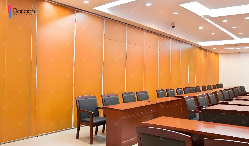 Simple orange manual movable partition wall in the conference room Simple orange manual movable partition wall in the conference room