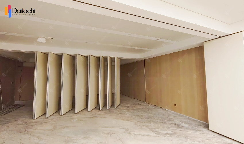 Indoor beige pure color movable partition wall Indoor beige pure color movable partition wall