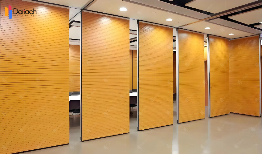 Vivid orange manual movable partition wall Vivid orange manual movable partition wall