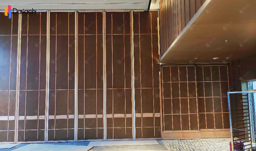 Dark brown and dark blue splicing movable partition wall Dark brown and dark blue splicing movable partition wall