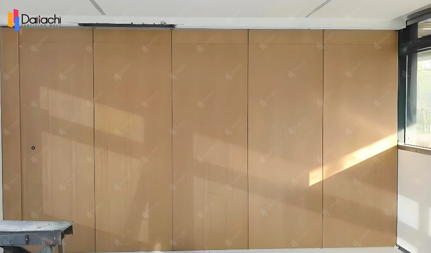 Log color manual movable partition wall