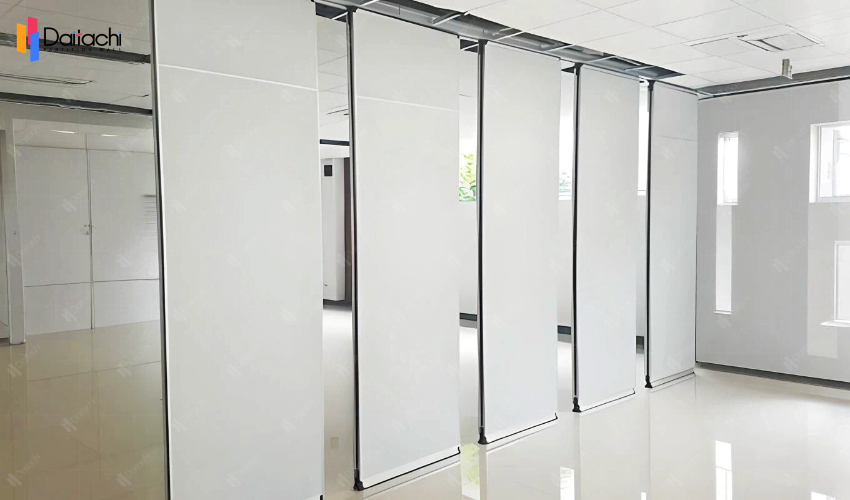 Pure white minimalist high-end manually movable partition wall