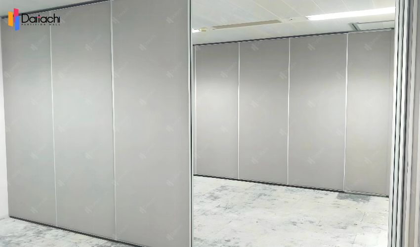 Classic and sophisticated manual movable partition wall