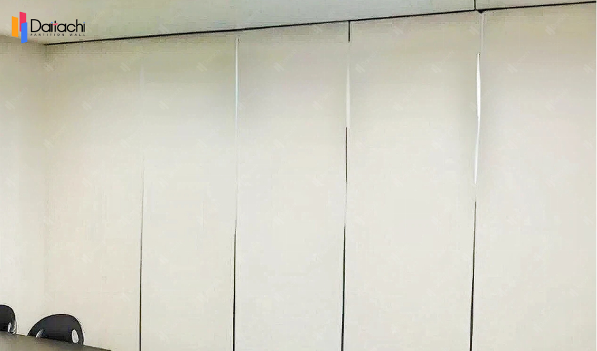 Pure White Manual Movable Partition Wall Unlocks a New Mode for Space