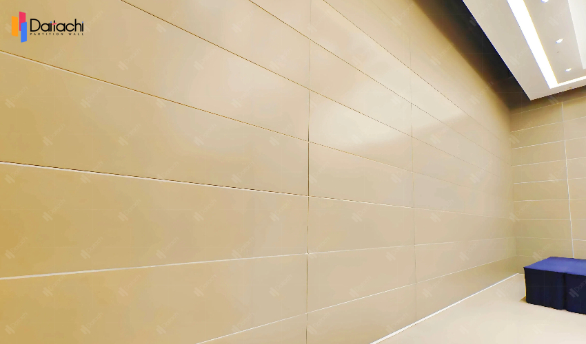 Vertical Lifting Wall Concept