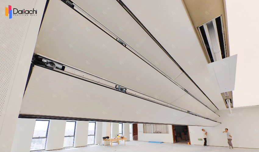 Vertical Lifting Wall Components: Materials and Functional Description