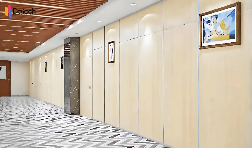 A whole row of light-colored log-style manual movable partition walls