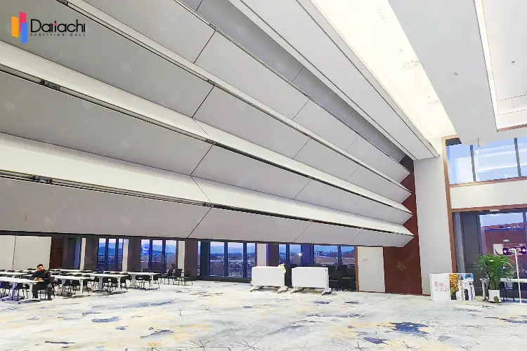 Baker Partition Wall