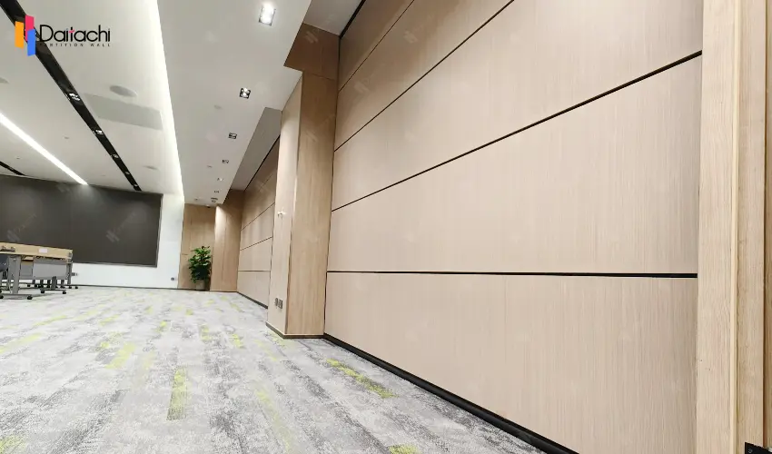 Simple, natural wood-colored vertical folding and lifting wall.