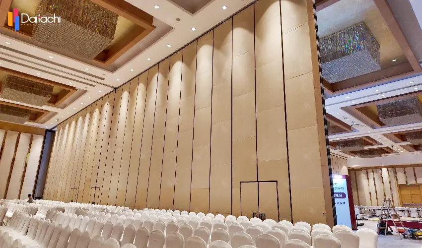 Simple, natural wood-colored, extra-high movable partition wall