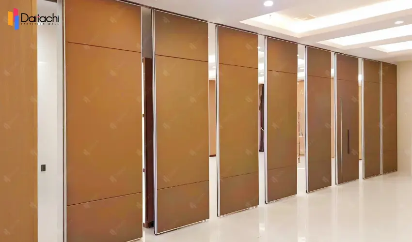 Dark brown wood-colored simple manual movable partition wall Dark brown wood-colored simple manual movable partition wall