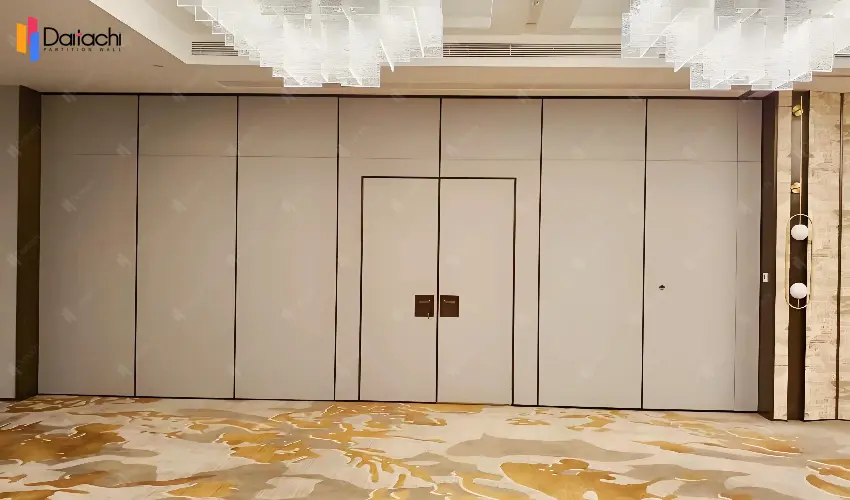 Solid light color manual movable partition wall Solid light color manual movable partition wall