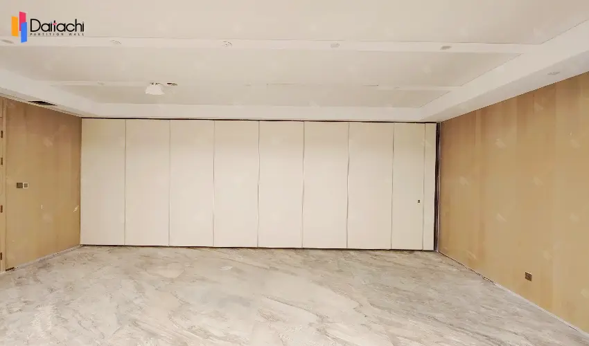 Indoor beige pure color movable partition wall