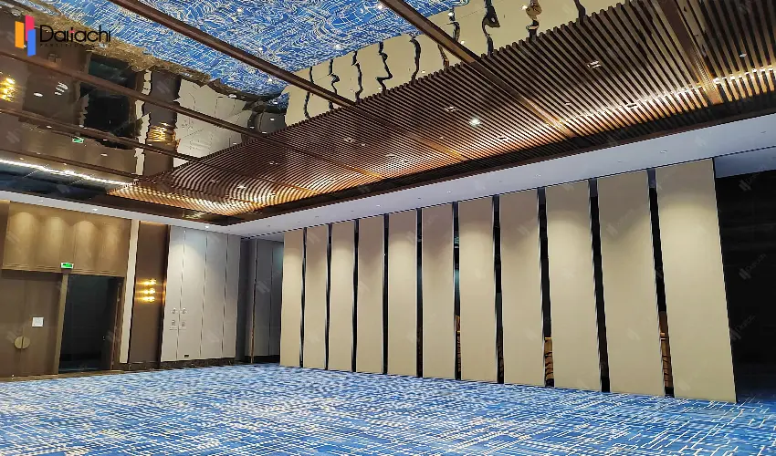 Super high movable partition wall in hotel banquet hall