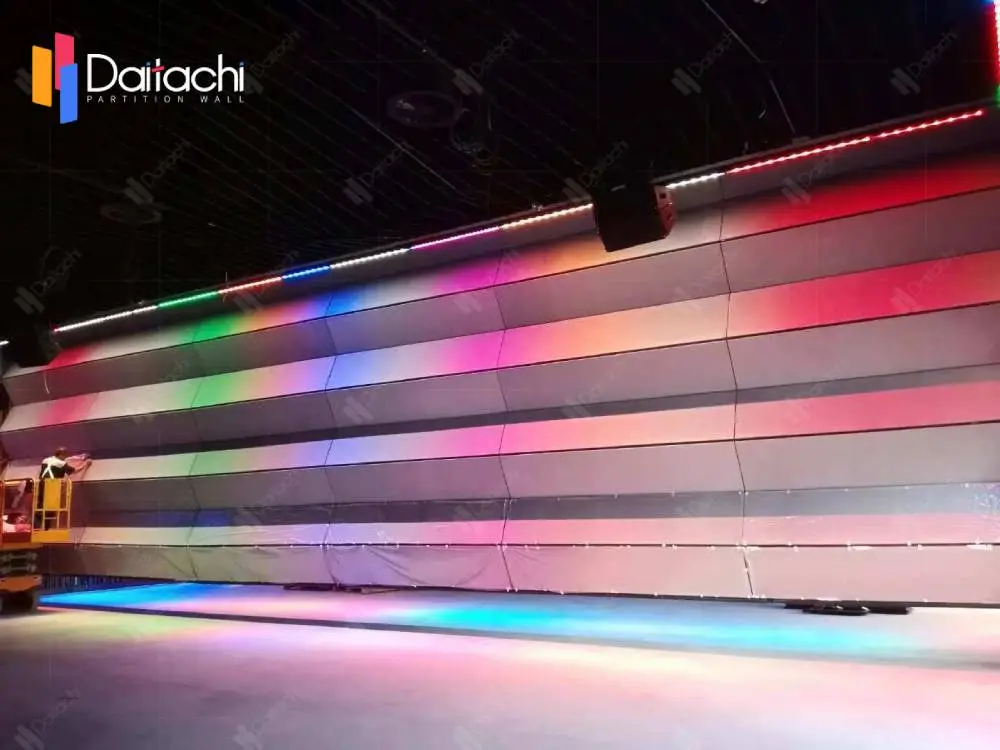 Vertical Folding Partition Wall