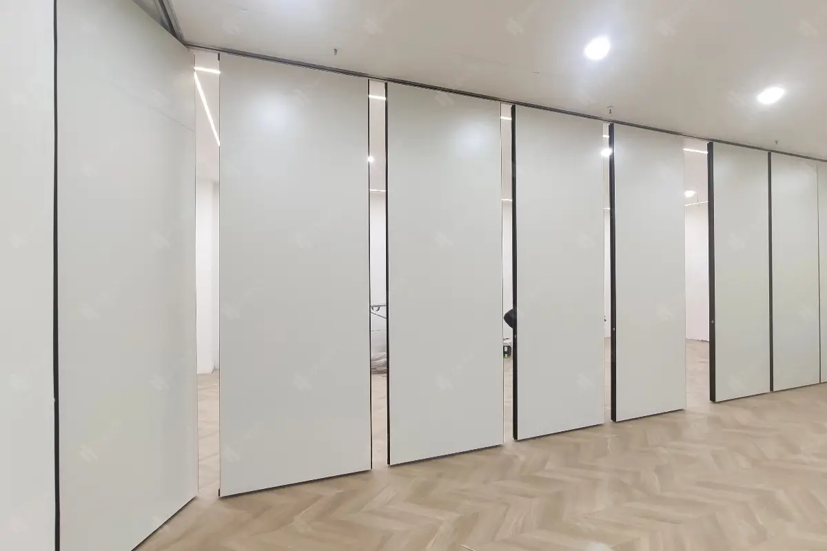 Type 70 Manual Collapsible Partition Wall